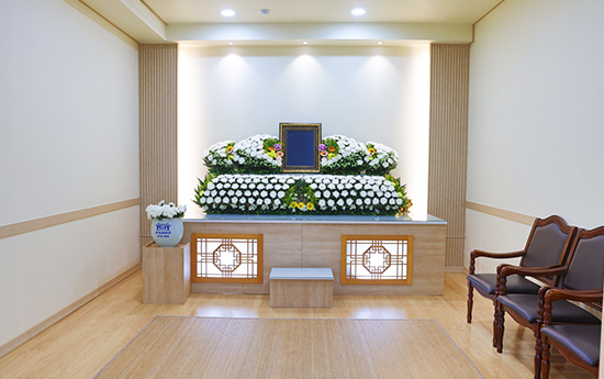 청기와장례식장(송림점) 제단
