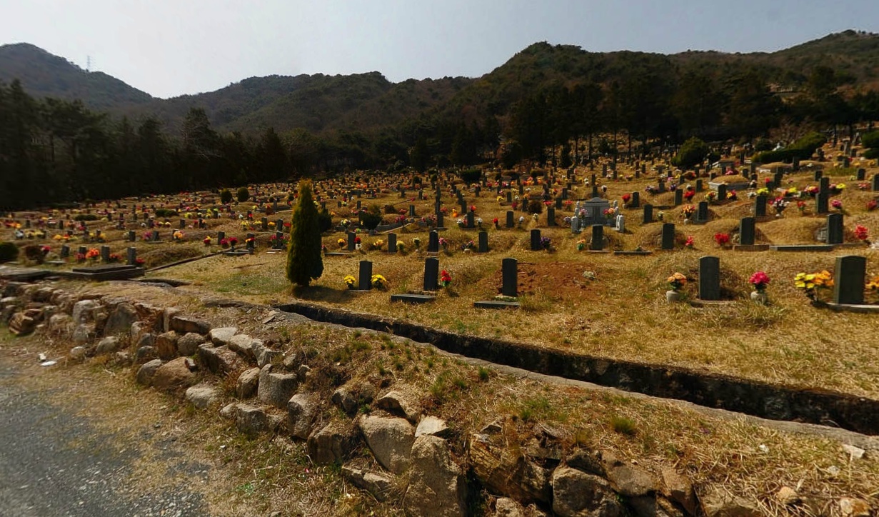 백운공원묘원(제2묘지) 묘지 시설 사진 2