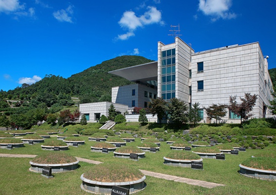 용미리제2묘지 묘지 시설 사진 3