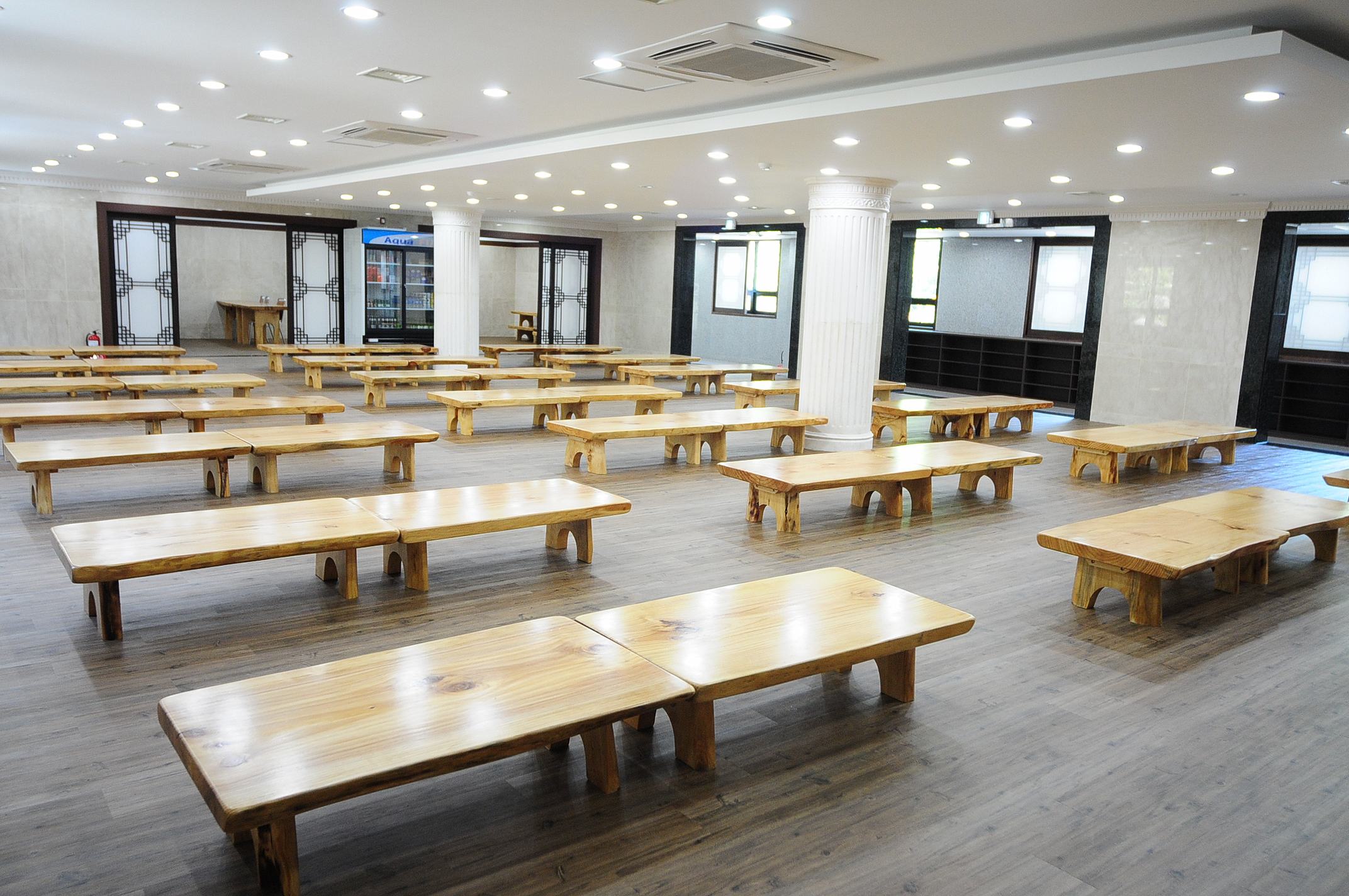 (주)코스모스제일장례식장 접객실