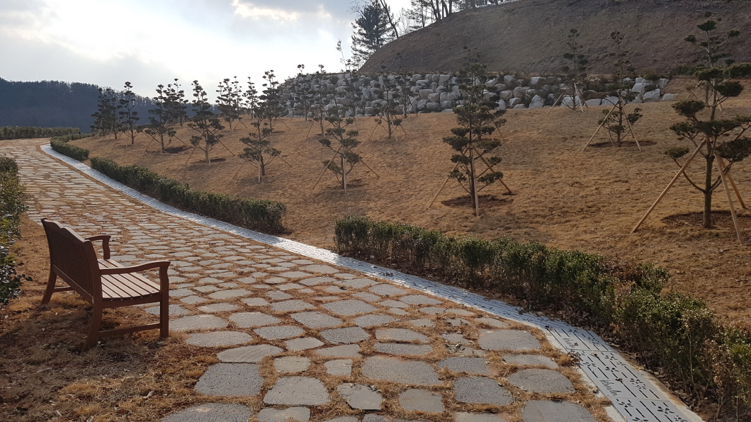 함안하늘공원(자연장지) 자연장 시설 사진 2