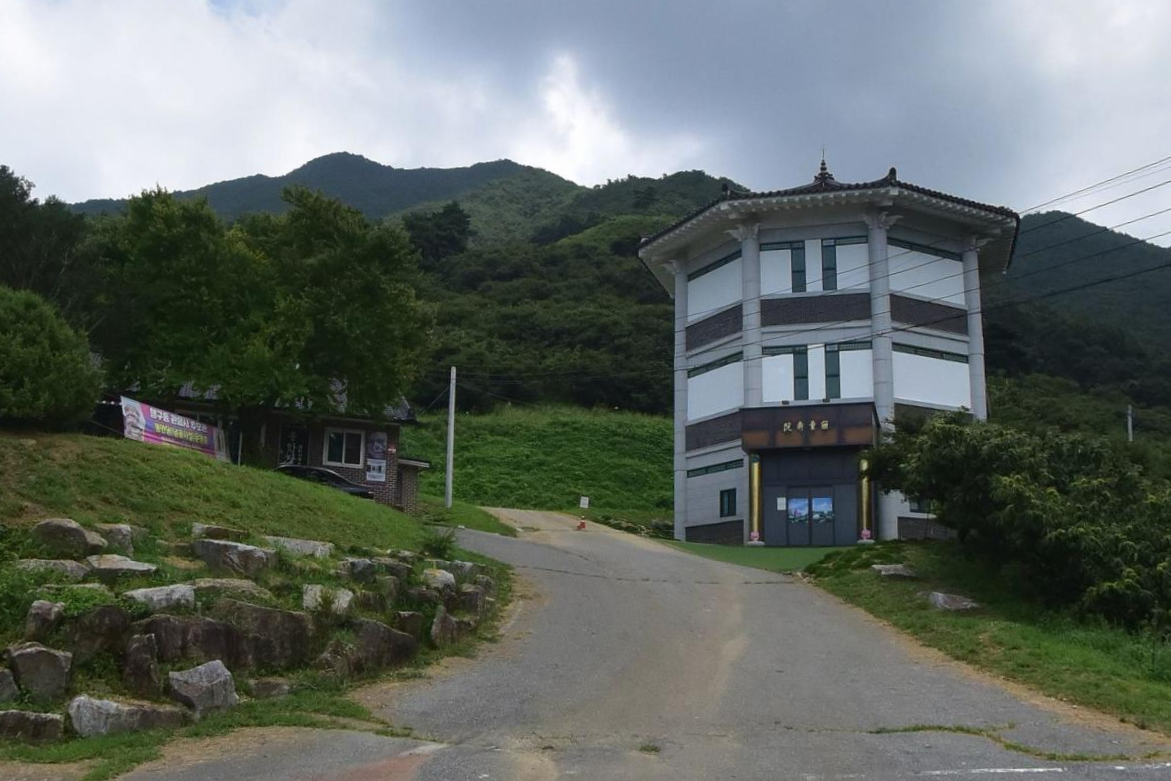 관음사 추모관 전경