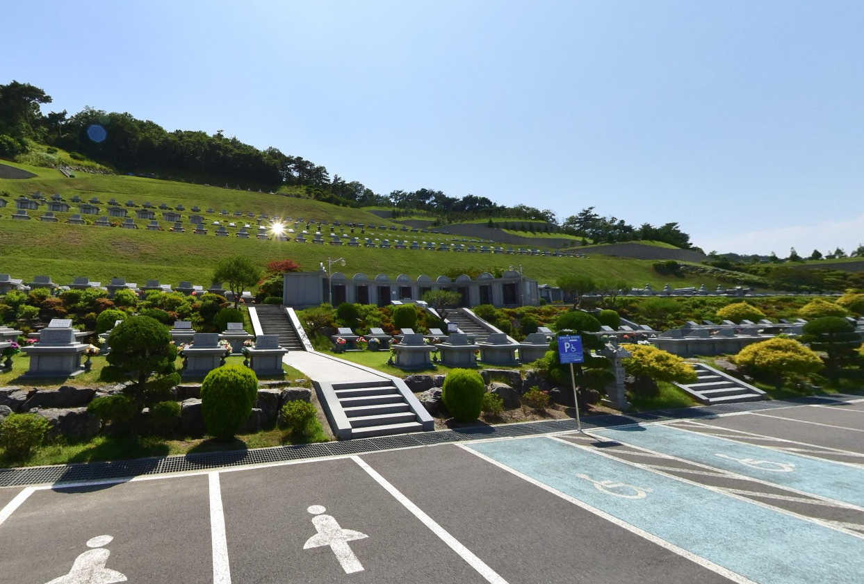 (재)성산공원 봉안묘 전경
