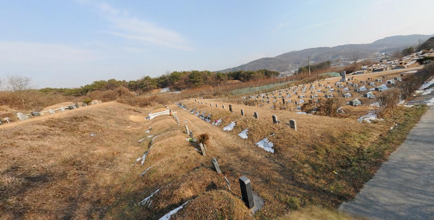 안성시공설공원묘지(사곡동) 전경