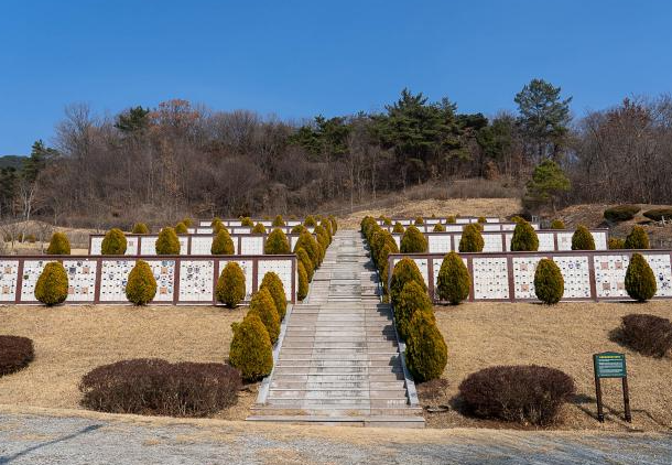 신림덕화공설묘지 전경