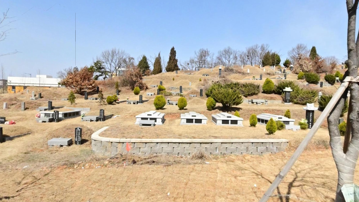 인천지구황해도민묘지 전경