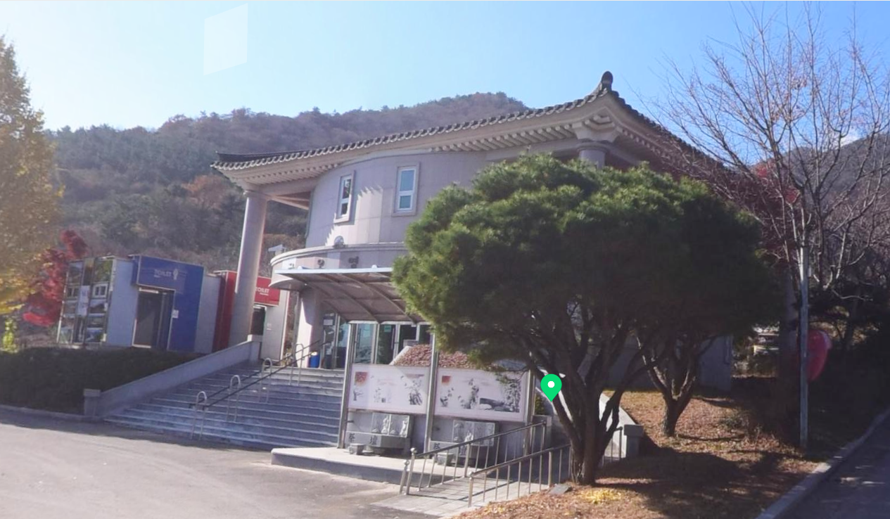 금오영당 전경
