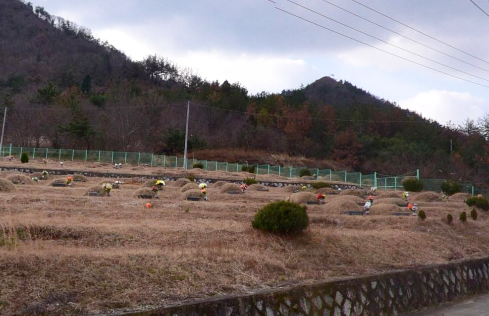 고성군공설봉안당 전경