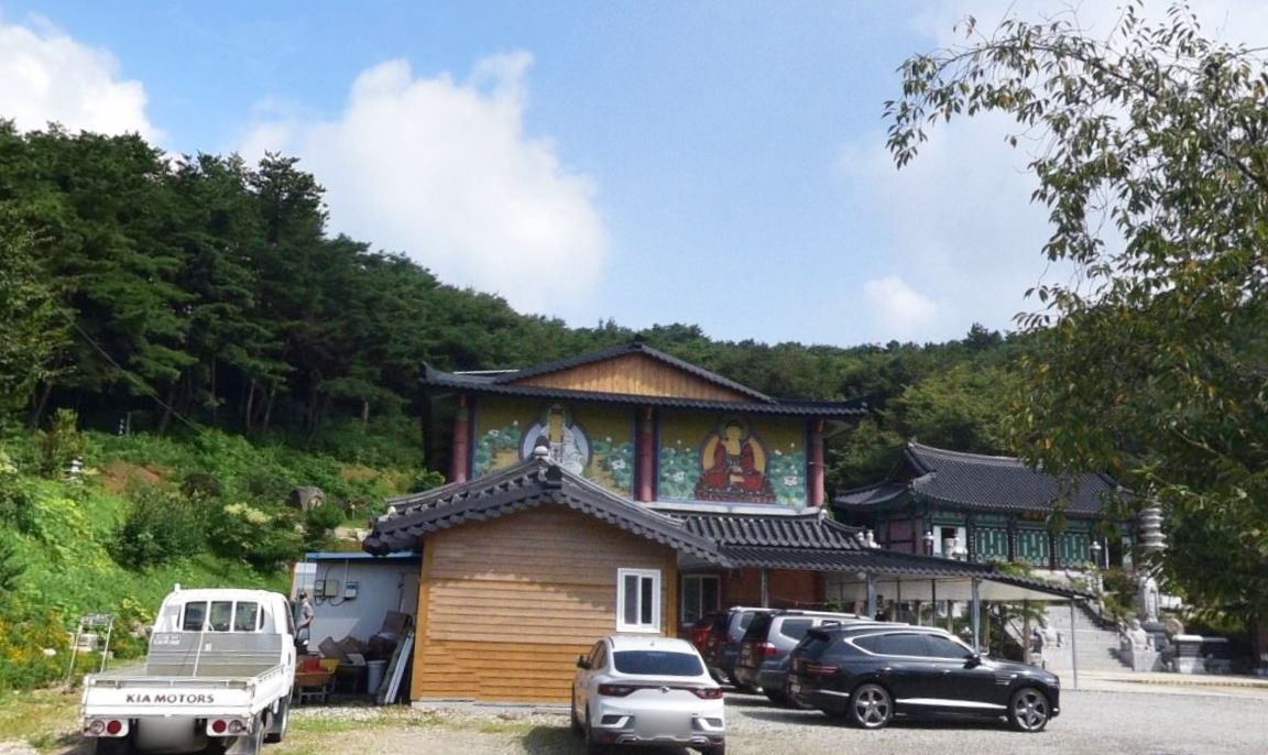 금화추모관 전경