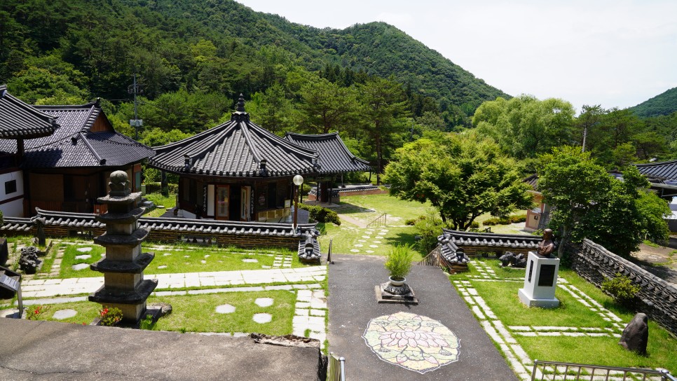 문빈정사 봉안당 전경