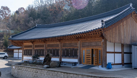 학천사 봉안당 전경