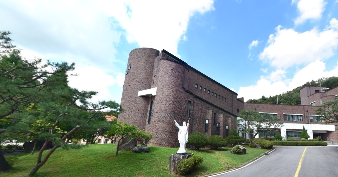 천주교인보성체수도회 전경