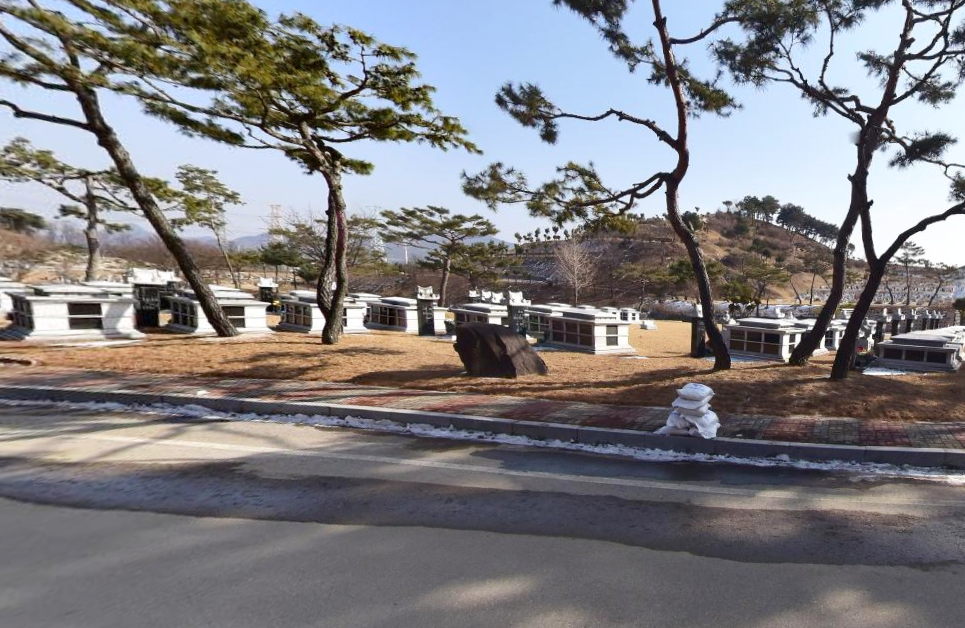 (재)개나리추모공원 봉안담 전경